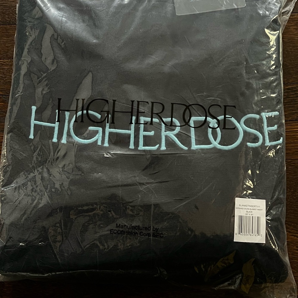 NWT HigherDose infrared sauna blanket insert (black)